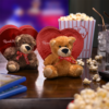 Russell Stover Día de San Valentín caja de chocolates con forma de corazon y peluche - Imagen 3
